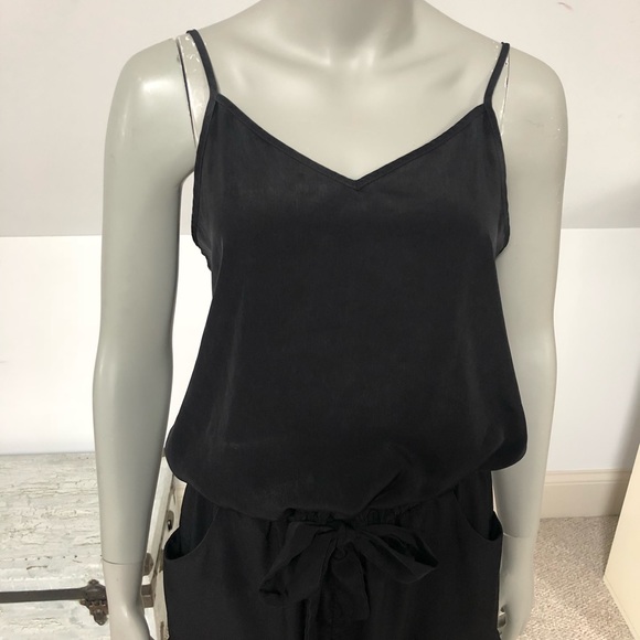 J-Crew Black romper with tie waist - Picture 3 of 8